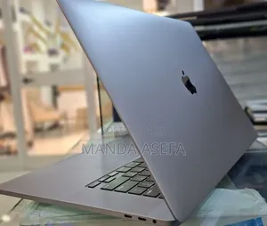 New Laptop Apple MacBook Pro 2019 32GB Intel Core I9 SSD 1T