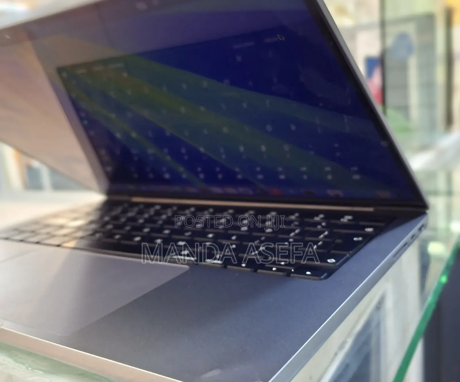 New Laptop Apple MacBook Pro M1 16GB Apple M1 Pro SSD 512GB