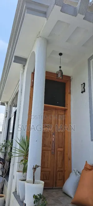Furnished 5bdrm Villa in ጣፎ, Yeka for sale