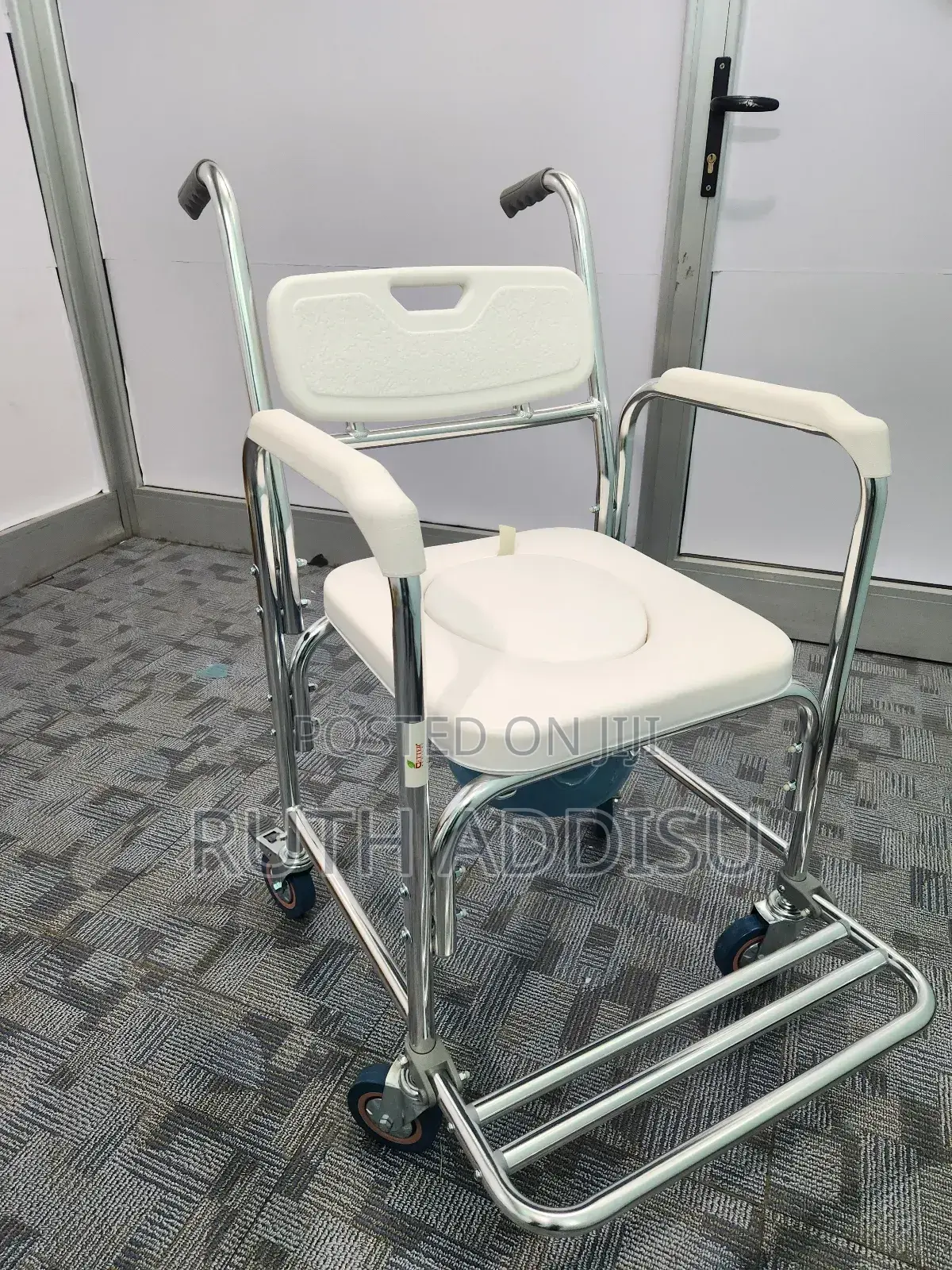 Commode Wheelchair坂你commode Wheelchair可能commode Wheelchair