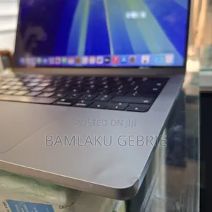 New Laptop Apple MacBook Pro 2021 M1 16GB Apple M1 Pro SSD 512GB