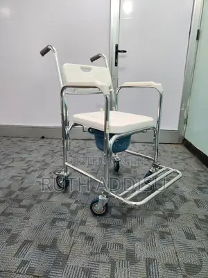 Photo - Commode Wheelchair橋頭wheelchair Commode塊根wheelchair Commode