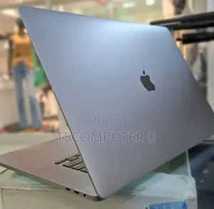 Photo - New Laptop Apple MacBook Pro 2019 32GB Intel Core I9 SSD 1T