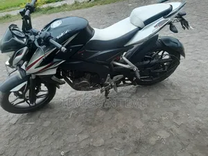 Photo - Bajaj Pulsar NS 200 2016 White