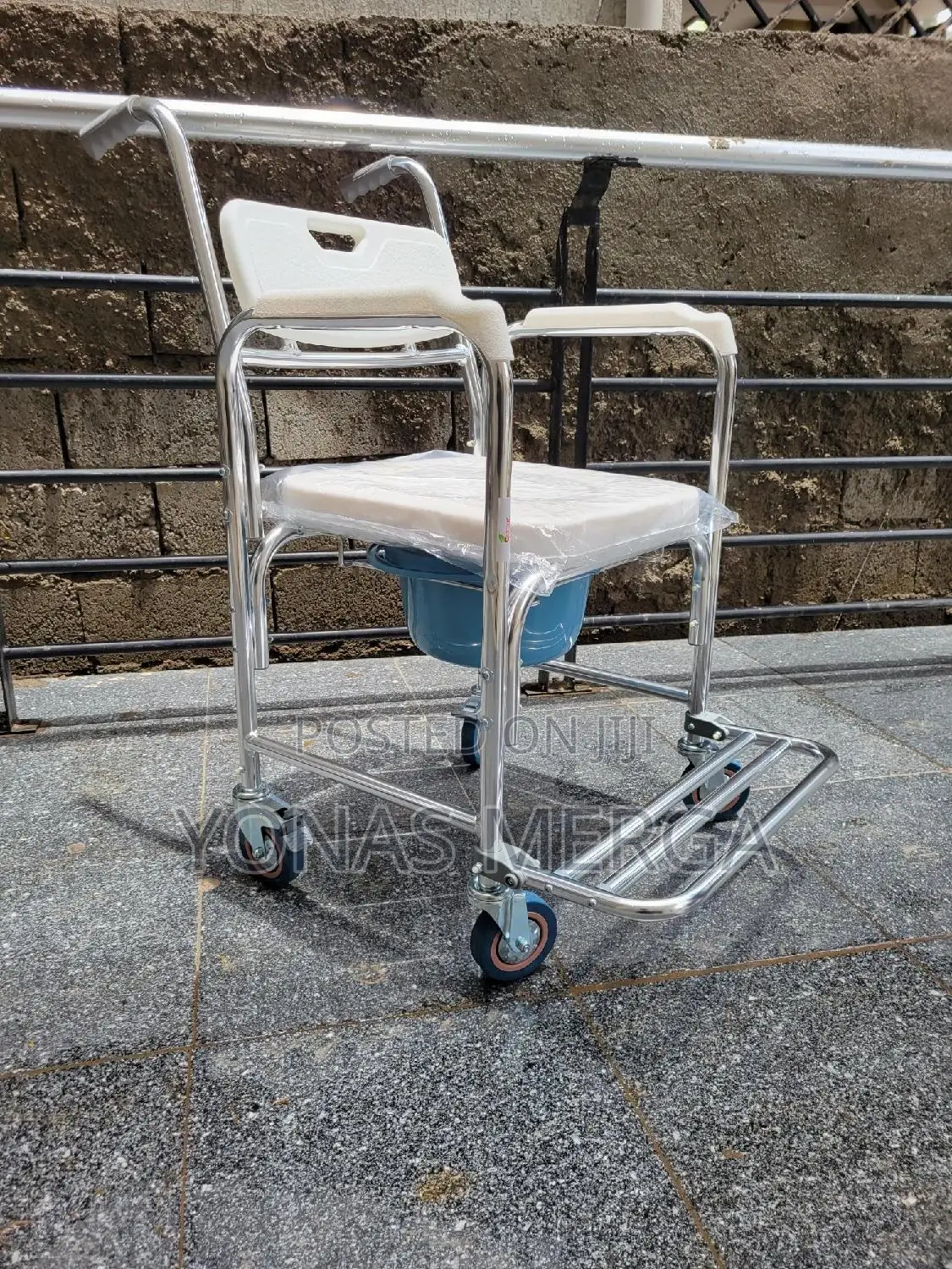 Aluminum豳匯commode Chair, Toilet + Bath + Wheelchair\፩commodo