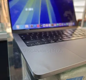 New Laptop Apple MacBook Pro M1 16GB Apple M1 SSD 512GB