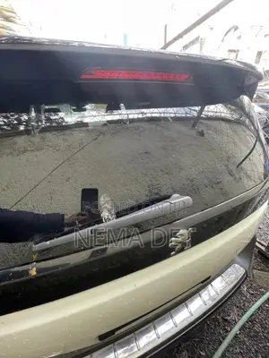 New Peugeot 5008 2023 White