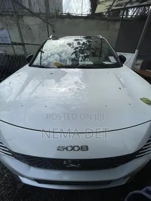 Photo - New Peugeot 5008 2023 White
