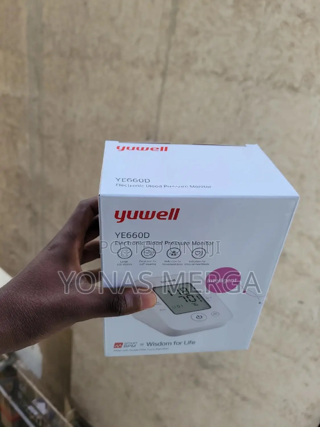 Accurate,劣疝 User-Friendly Digital=Blood Pressure Monitor