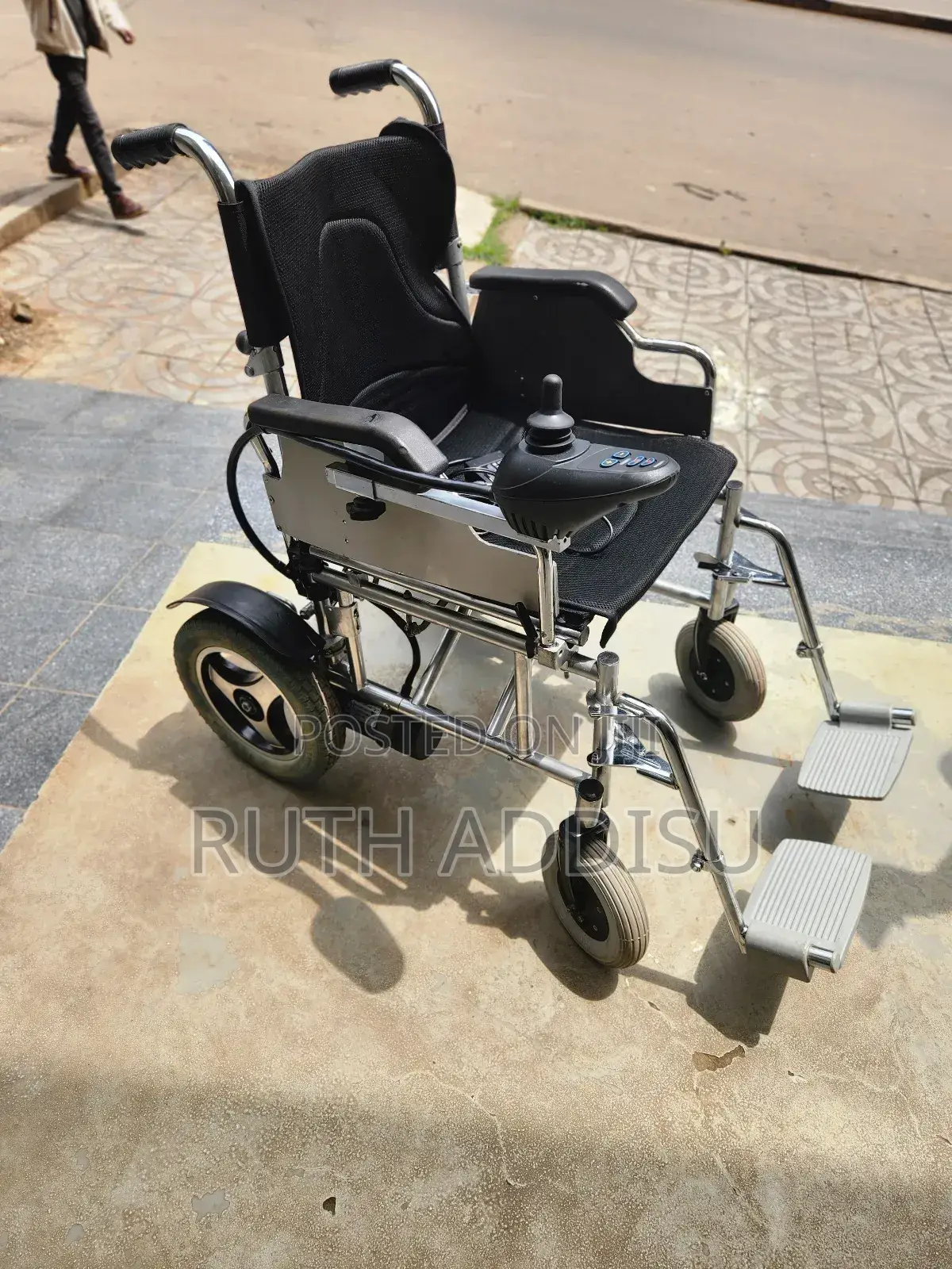 Electrical Wheelchair塊頭electrical Wheelchair須要electrical