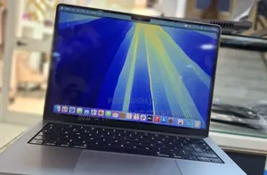 Photo - New Laptop Apple MacBook Pro M1 16GB Intel Core I7 SSD 512GB