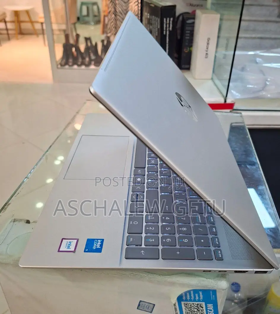 New Laptop HP Pavilion 15 16GB Intel Core I5 SSD 512GB