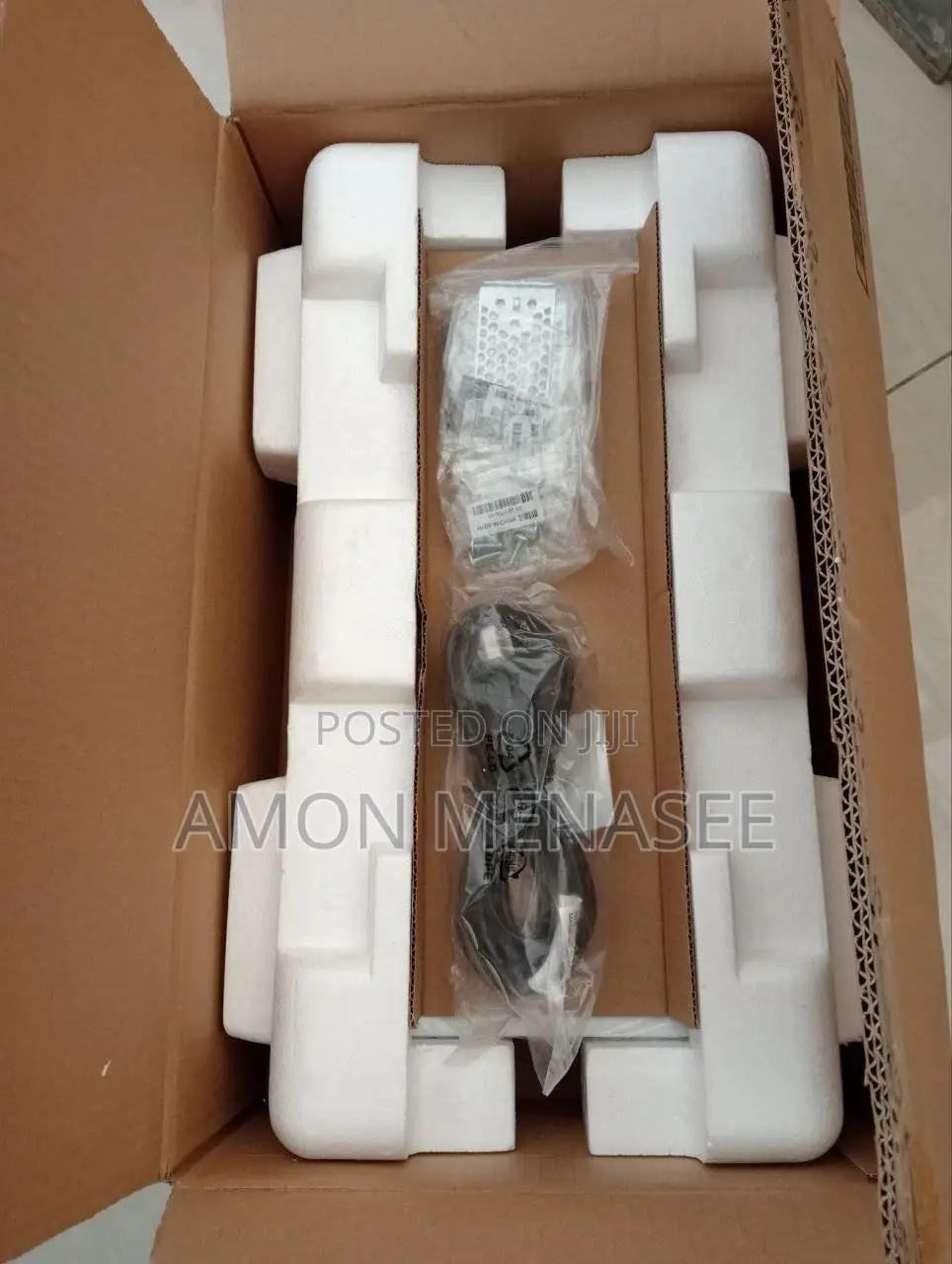 Cisco Switch C1000-24t-4g-l