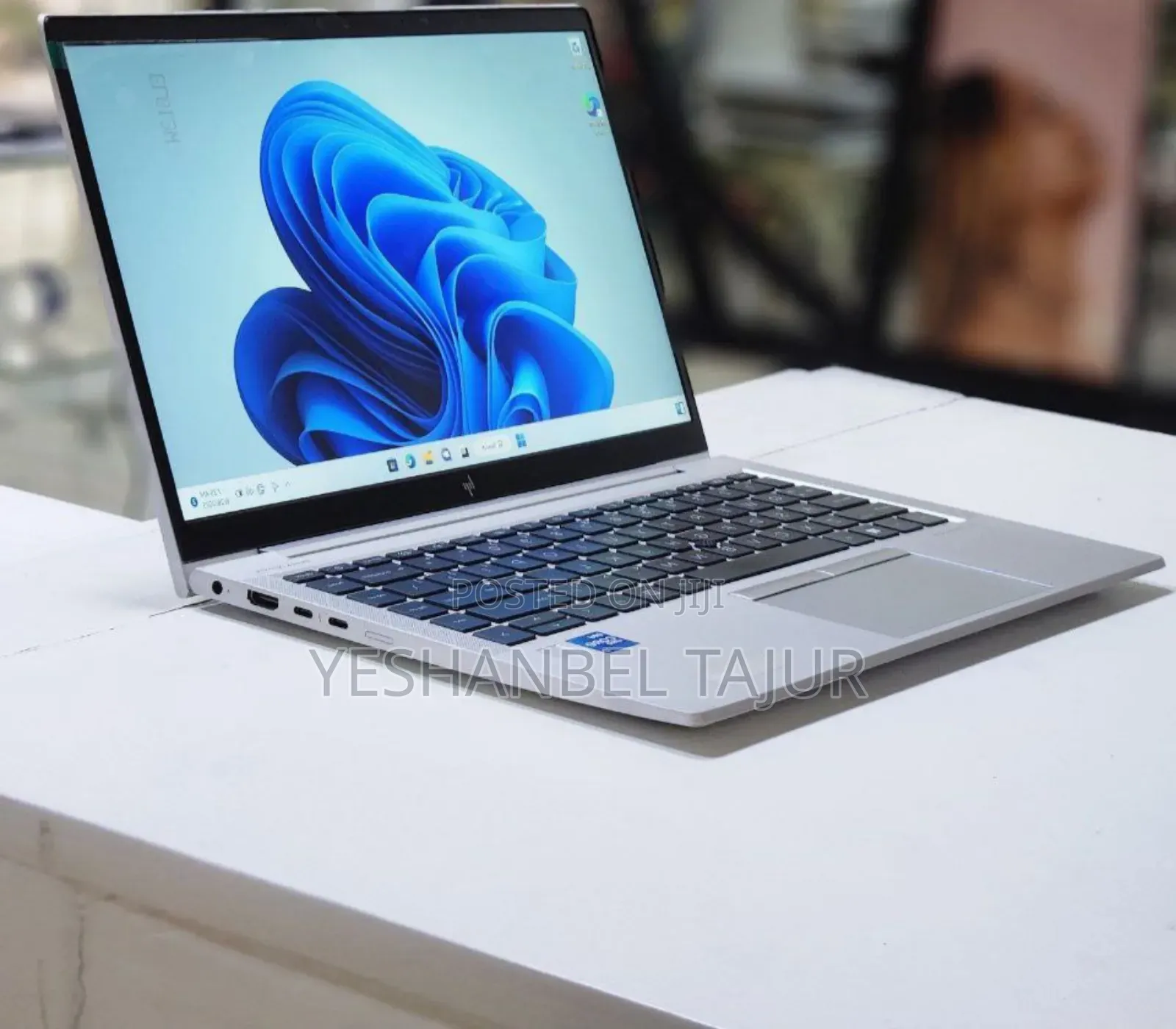 New Laptop HP EliteBook 840 G8 16GB Intel Core I7 SSD 512GB