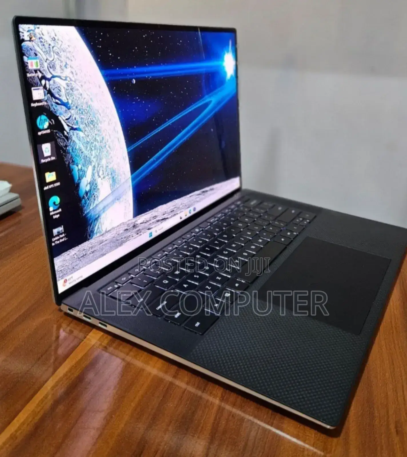 New Laptop Dell XPS 15 32GB Intel Core I7 SSD 512GB