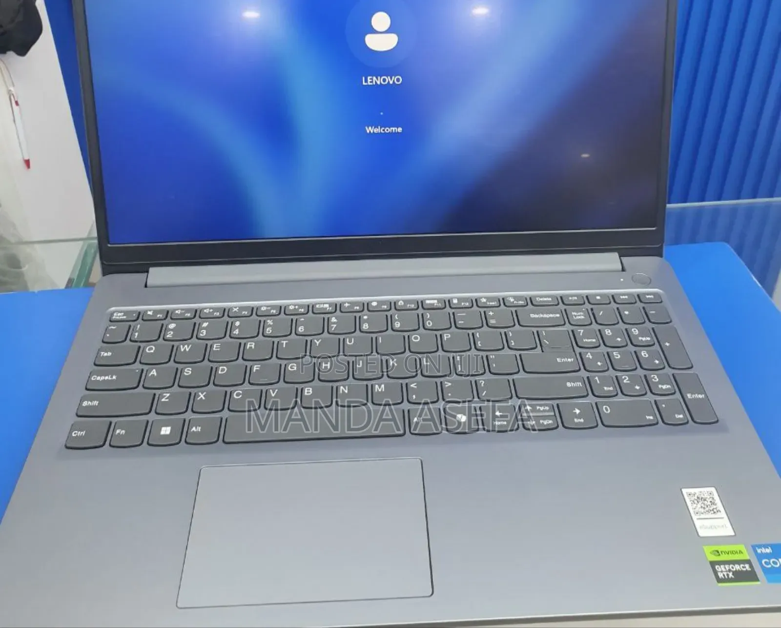 New Laptop Lenovo LOQ 15IRH8 16GB Intel Core I5 SSD 512GB