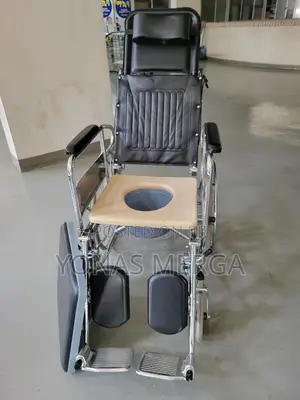 Toilet Commodo Wheelchair梵址wheelchair~~Wheelchair%Wheelchair