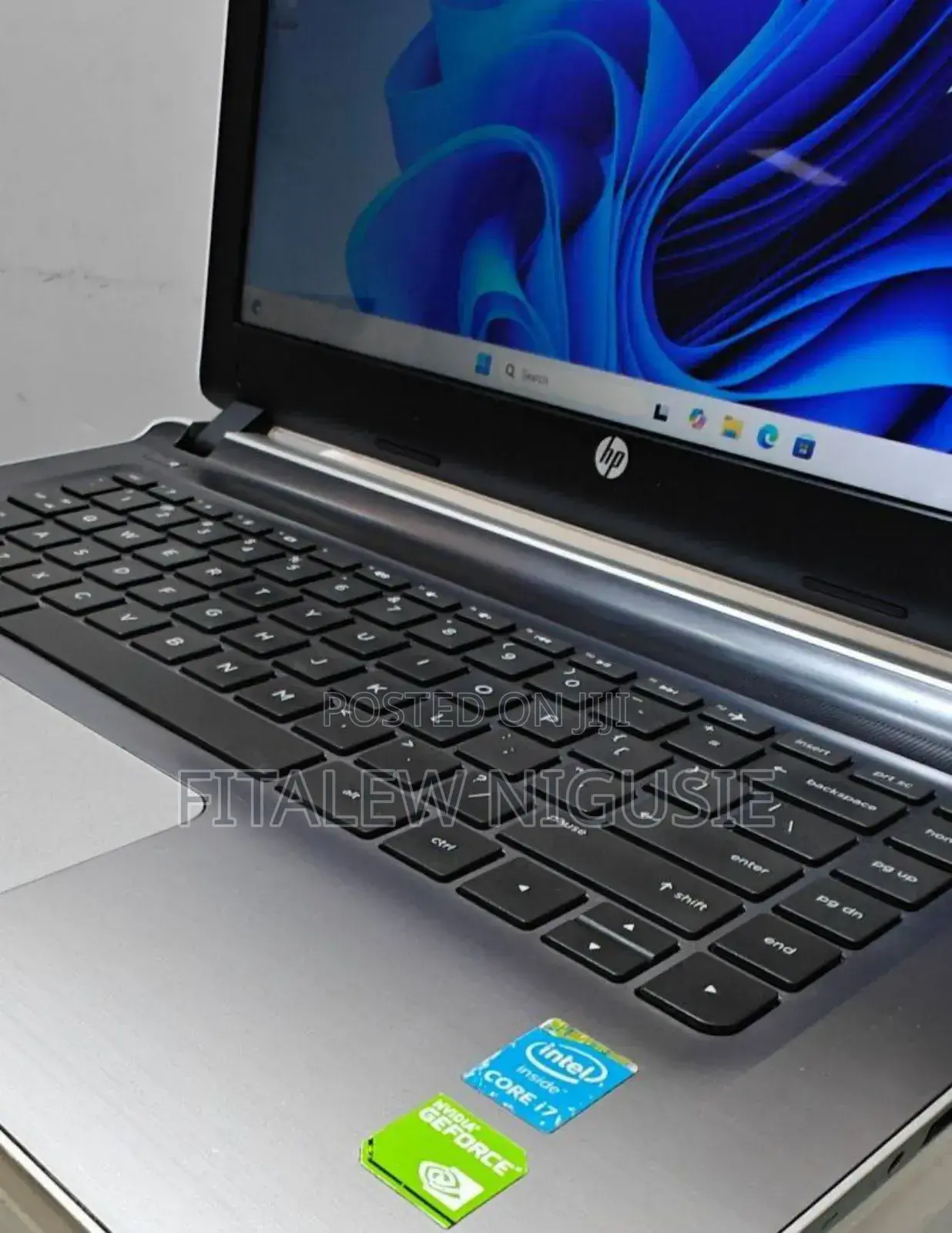 New Laptop HP Pavilion 15 8GB Intel Core I7 SSD 256GB
