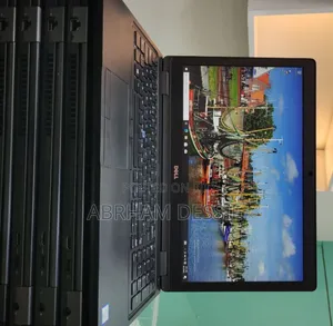 New Laptop Dell 16GB Intel Core I7 SSD 512GB