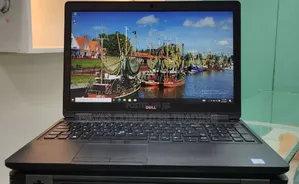 New Laptop Dell Precision 15 3520 16GB Intel Core I7 SSD 512GB