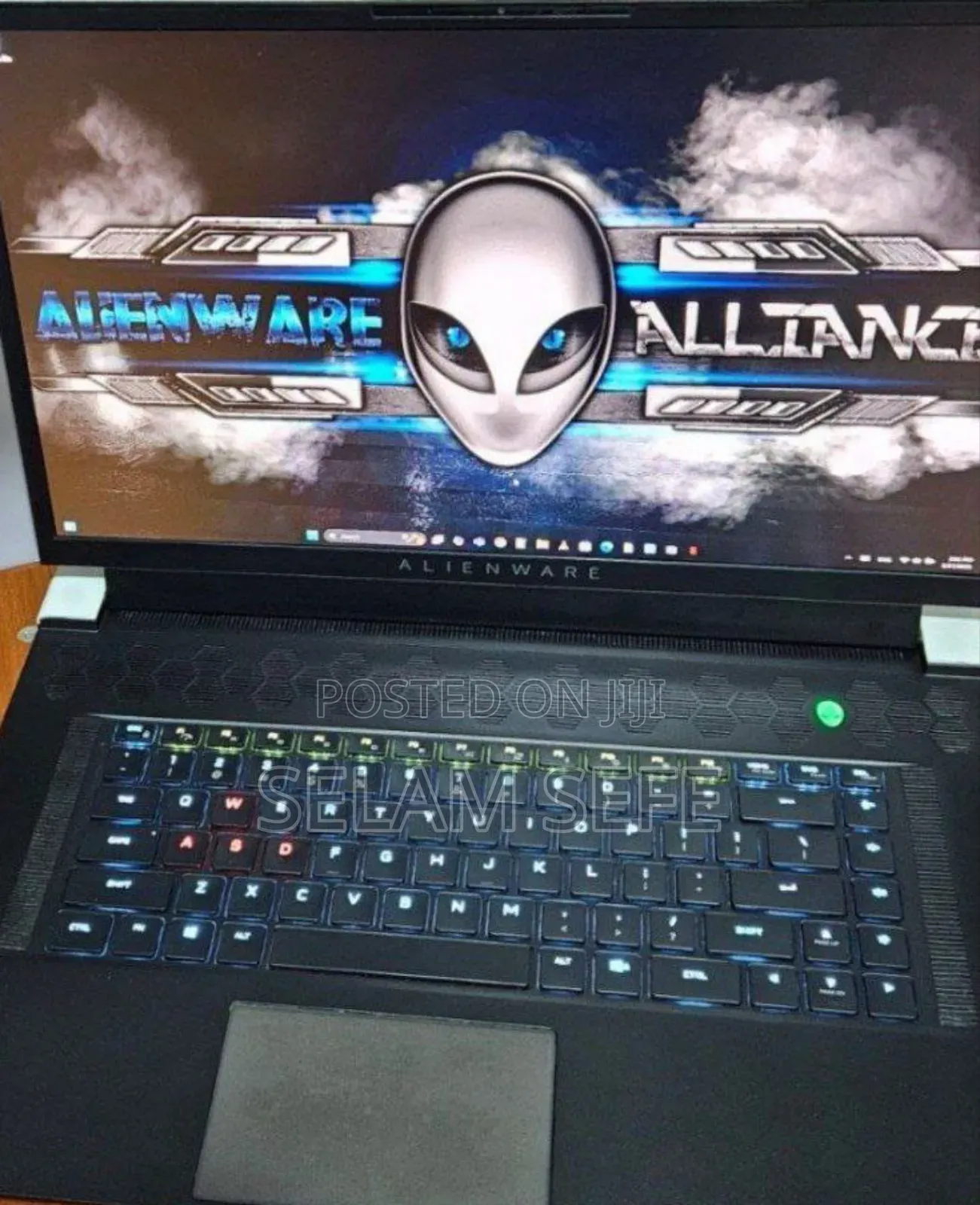 New Laptop Alienware M17x R2 16GB Intel Core I7 SSD 512GB