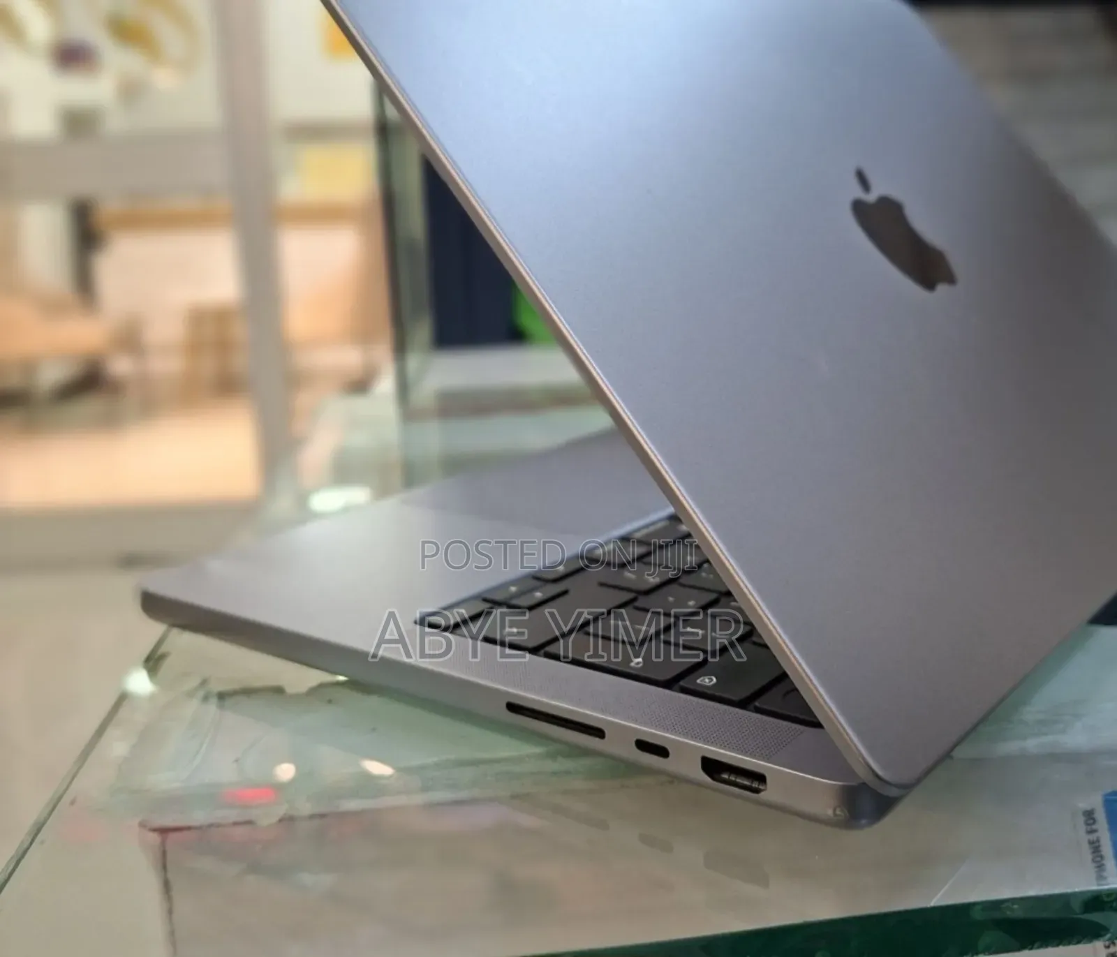 New Laptop Apple MacBook Pro M1 16GB Intel Core M SSD 512GB