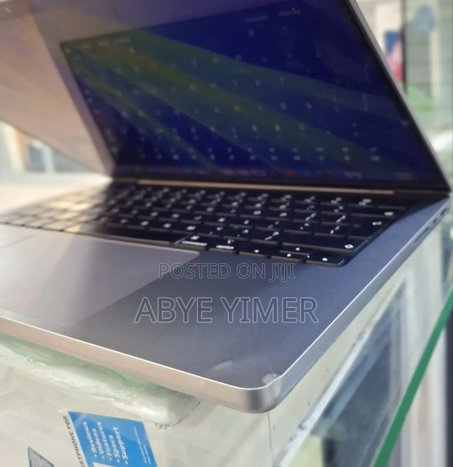 New Laptop Apple MacBook Pro M1 16GB Intel Core M SSD 512GB