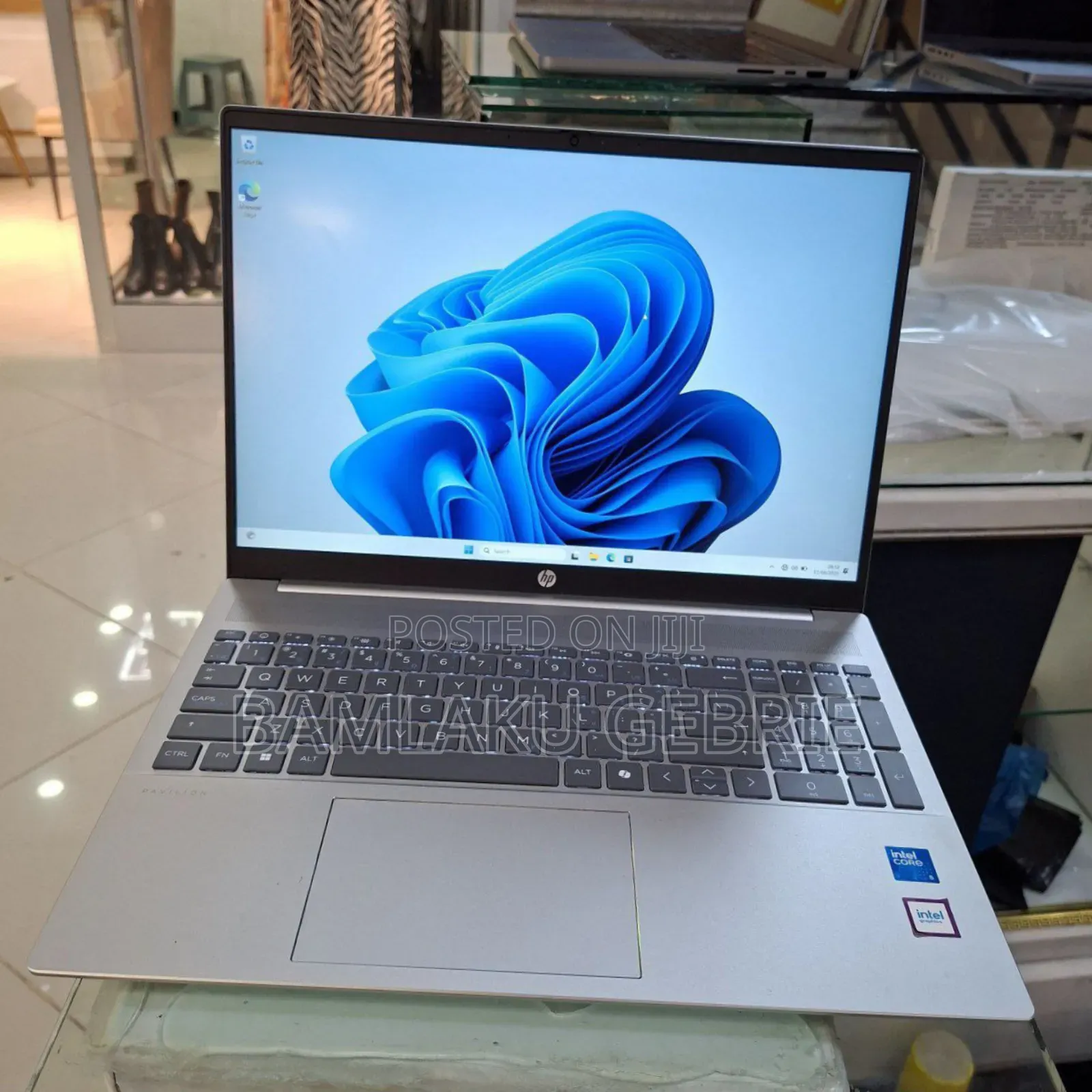 New Laptop HP Pavilion 15 16GB Intel Core I5 SSD 512GB