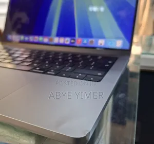 New Laptop Apple MacBook Pro M1 16GB Intel Core M SSD 512GB