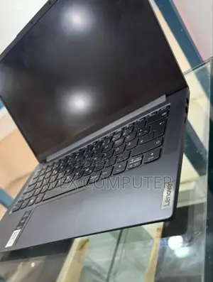 New Laptop Lenovo 16GB AMD Ryzen 7 SSD 512GB