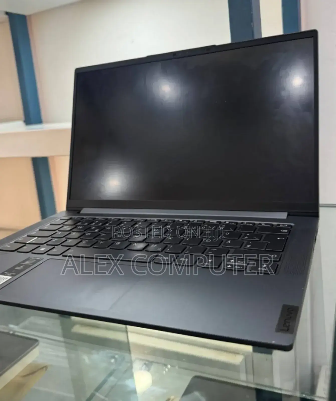 New Laptop Lenovo 16GB AMD Ryzen 7 SSD 512GB