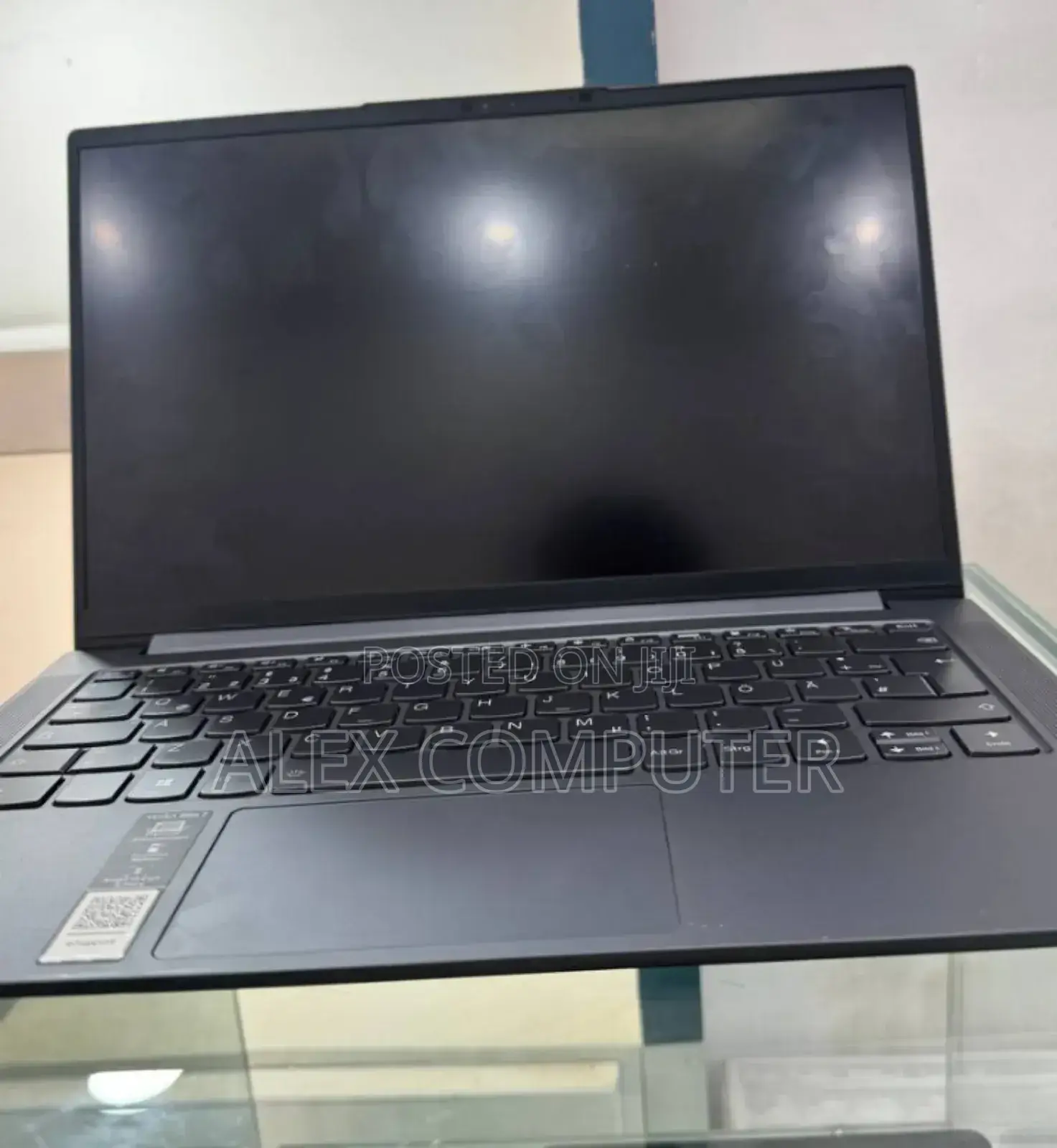 New Laptop Lenovo 16GB AMD Ryzen 7 SSD 512GB