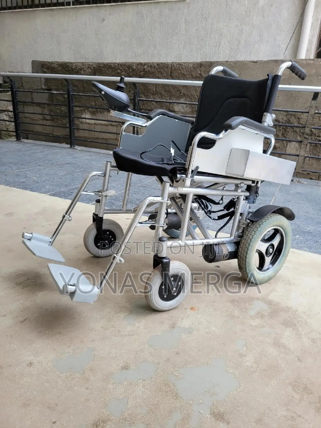Electronic Movable Wheelchair竄斐recharge Wheelchair٥٥wilcher