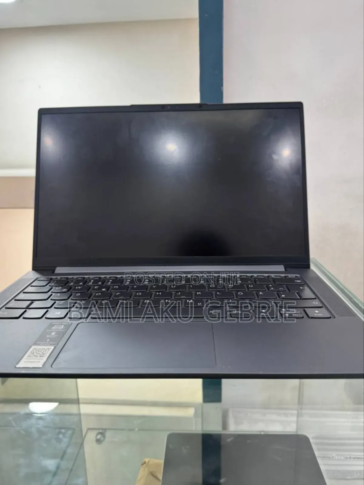 New Laptop Lenovo Yoga 7i 16GB AMD Ryzen 7 SSD 512GB