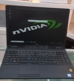 Photo - New Laptop Dell 16GB SSD 256GB