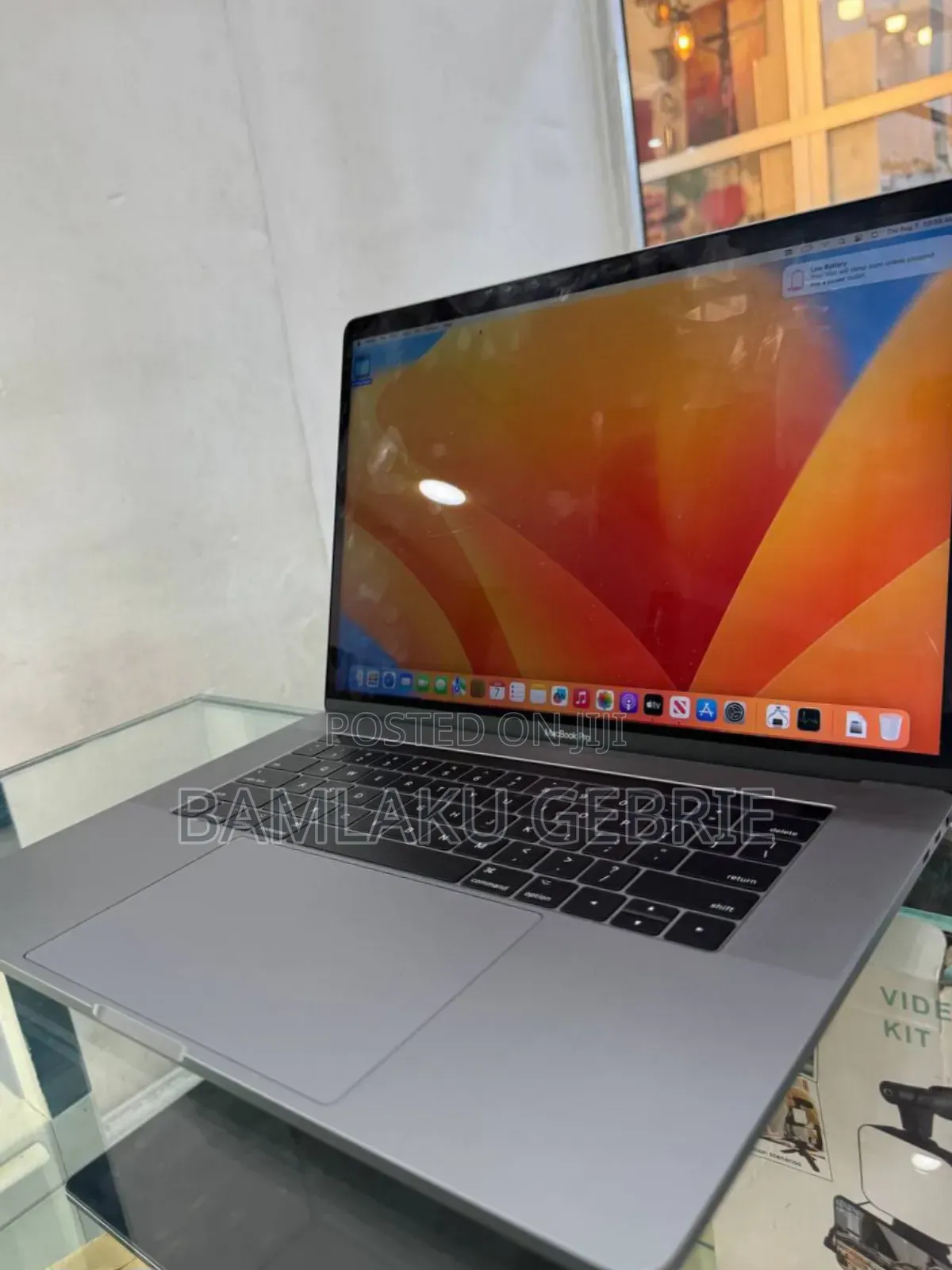 New Laptop Apple MacBook Pro 2017 16GB Intel Core I7 SSD 512GB