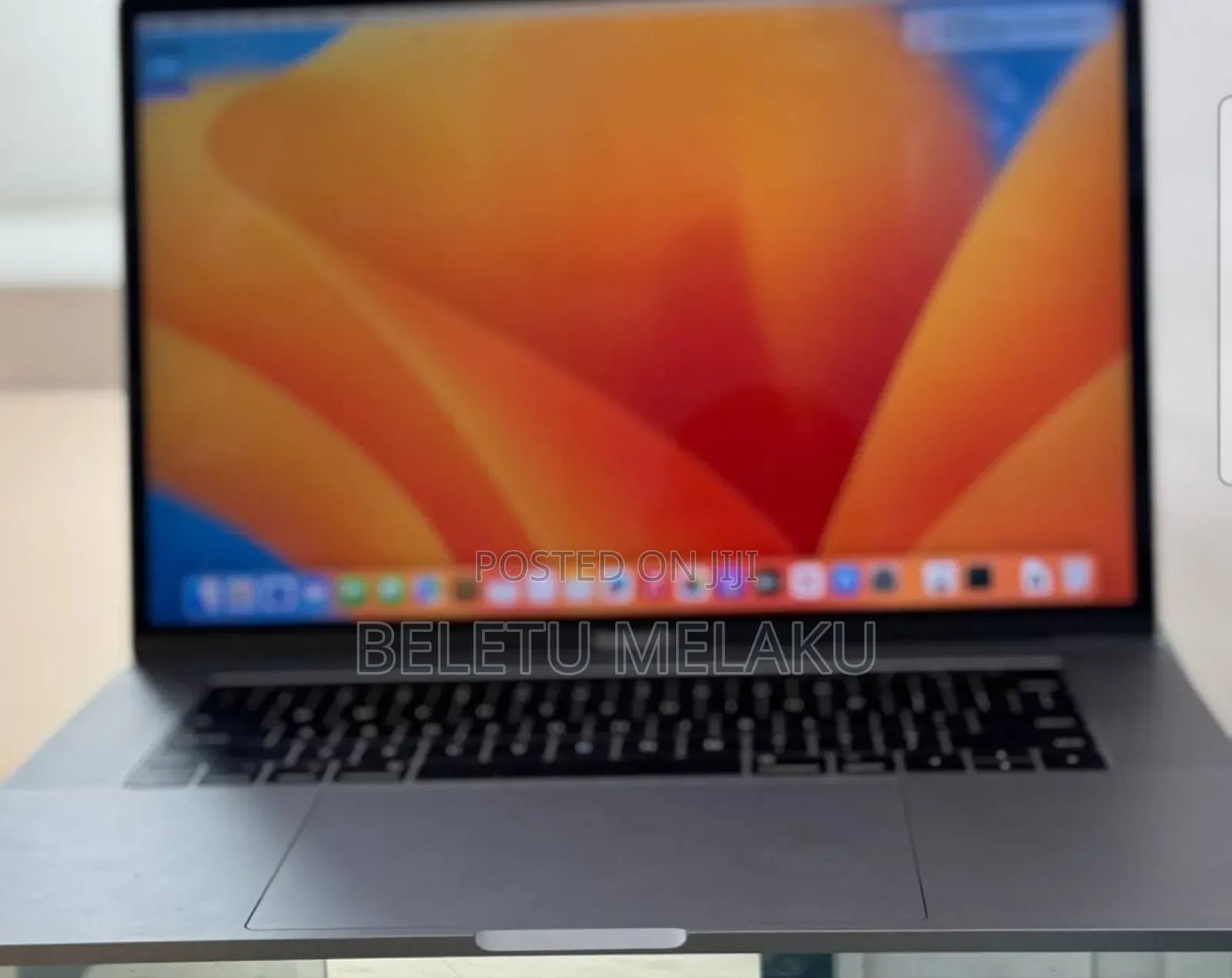 New Laptop Apple MacBook Pro 2017 16GB Intel Core I7 SSD 512GB