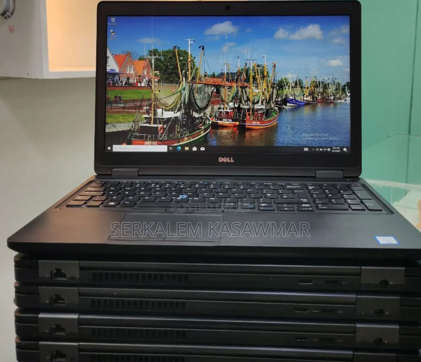 New Laptop Dell Precision 15 3520 16GB Intel Core I7 SSD 512GB