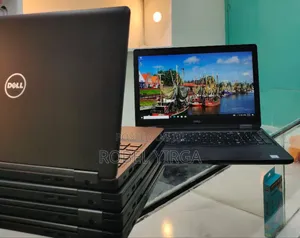 New Laptop Dell Precision 15 5540 16GB Intel Core I5 SSD 512GB