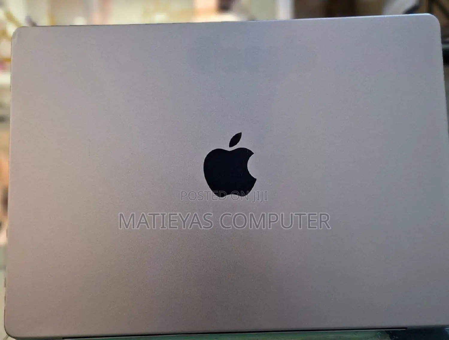 New Laptop Apple MacBook Pro 2021 M1 16GB Apple M1 SSD 512GB