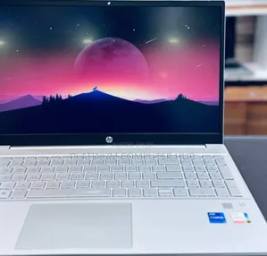 Photo - New Laptop HP Pavilion 10 16GB Intel Core I7 SSD 512GB