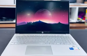 New Laptop HP Pavilion 10 16GB Intel Core I7 SSD 512GB