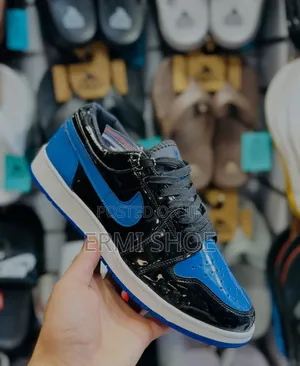 Nike Air Jordan 1 Low Shoe