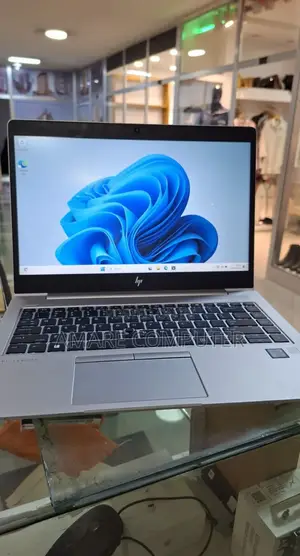 New Laptop HP EliteBook 840 16GB Intel Core I7 SSD 512GB