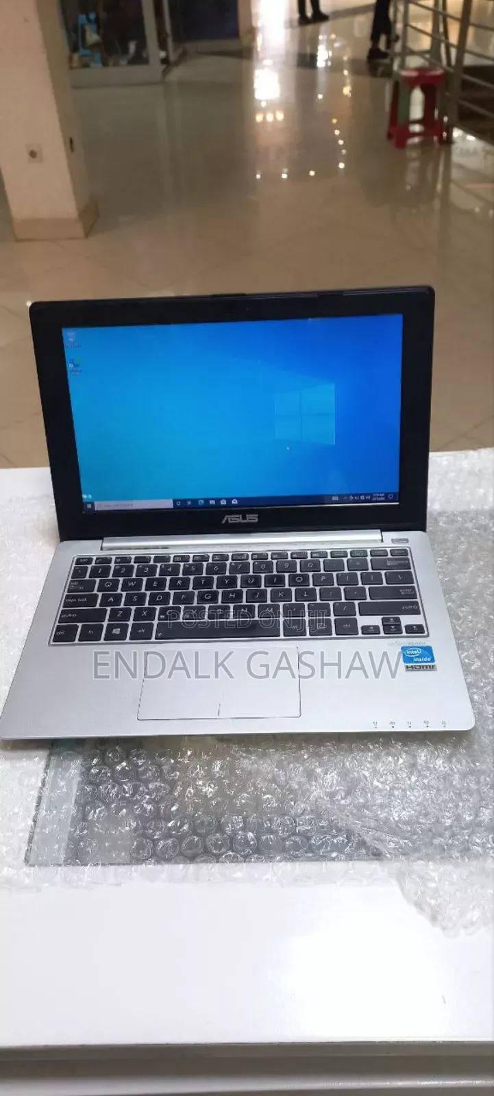 New Laptop Acer AS5755 2GB Intel Pentium HDD 350GB