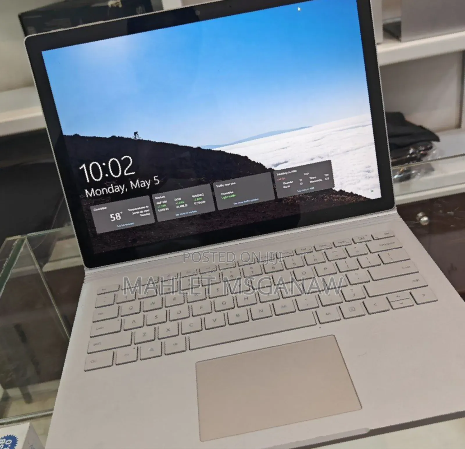 New Laptop Microsoft Surface Book 3 16GB Intel Core I7 SSD 256GB