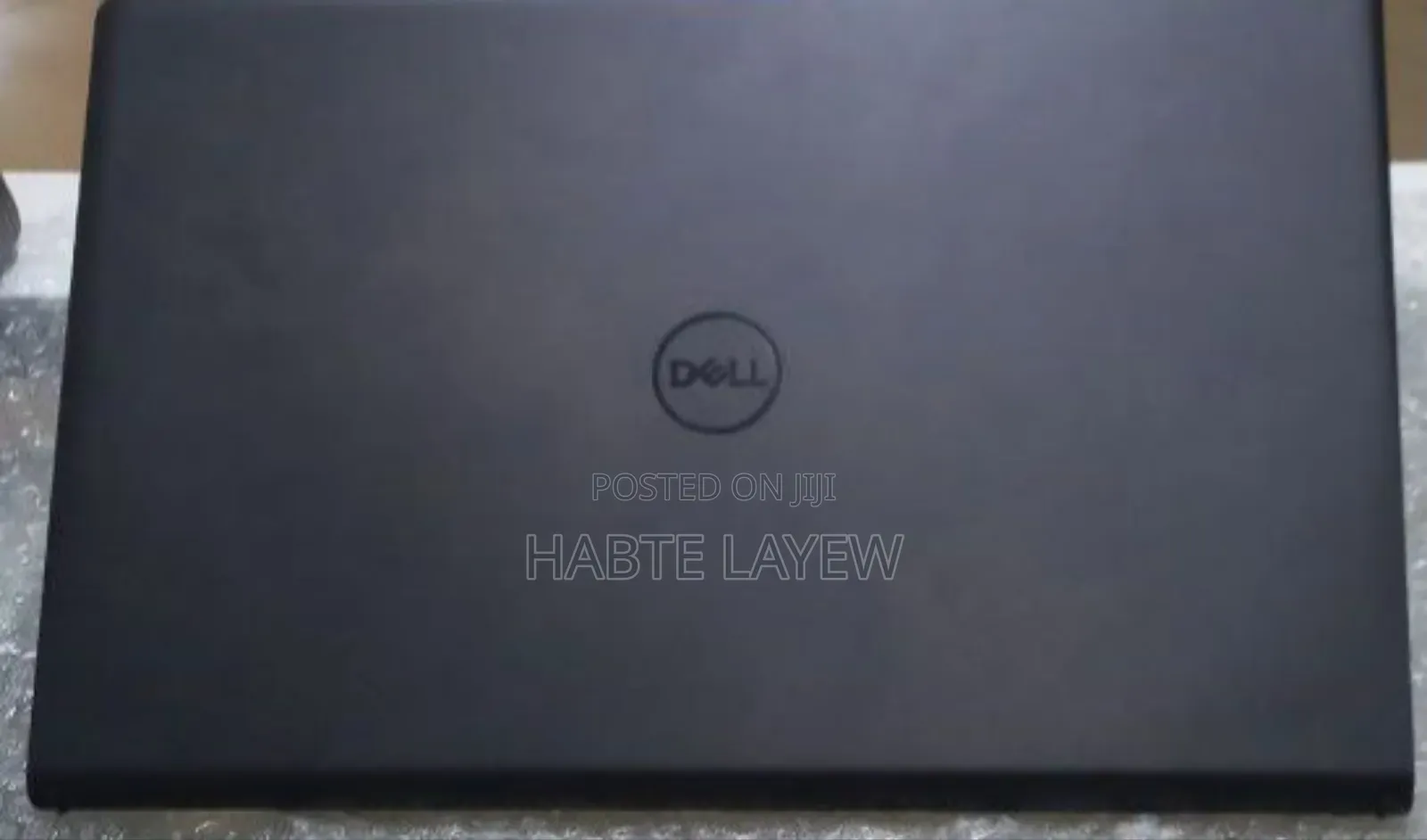 New Laptop Dell Vostro 3520 8GB Intel Core I5 SSD 1T