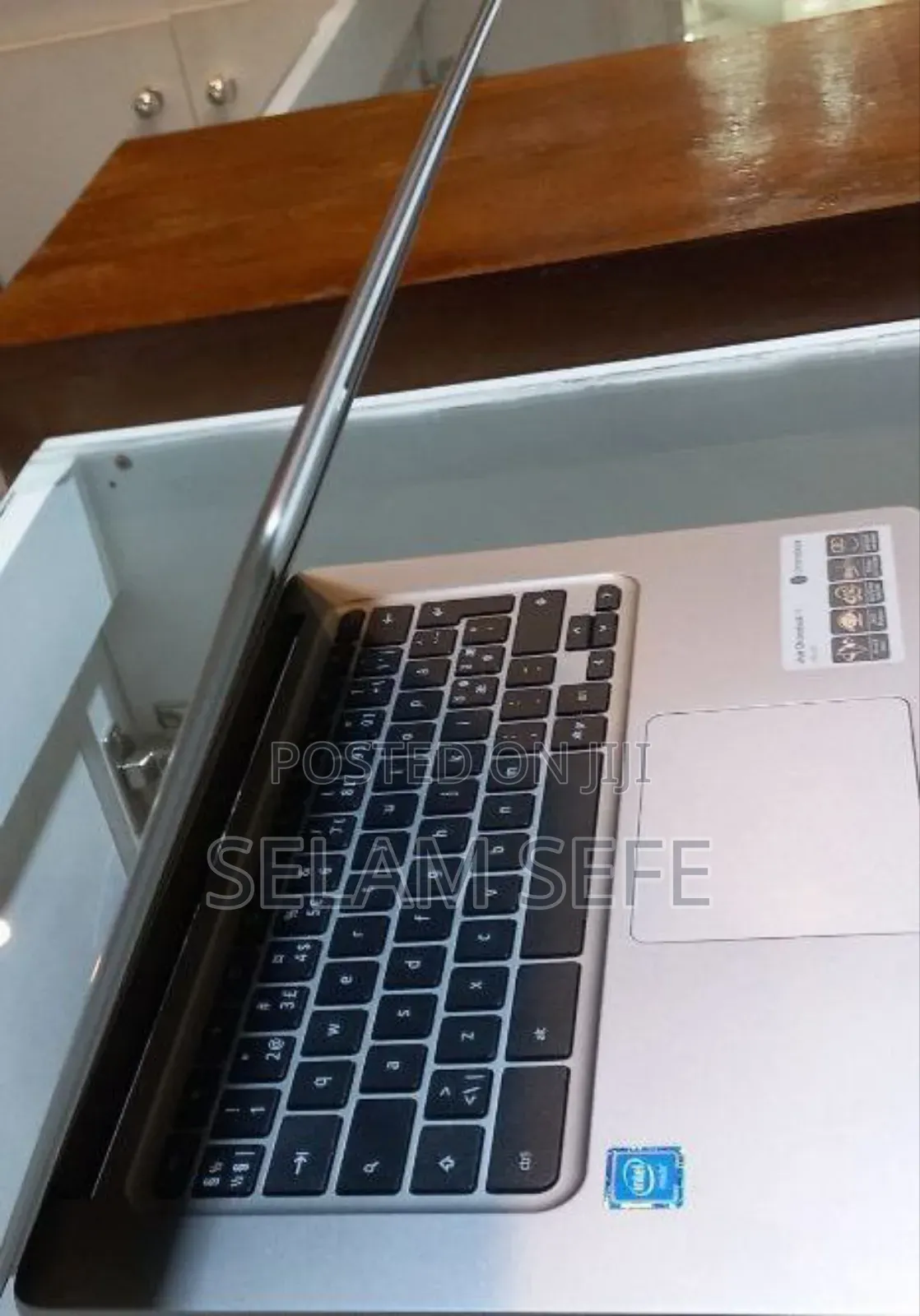 New Laptop Acer Chromebook R 13 4GB Intel Celeron SSD 32GB