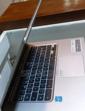 New Laptop Acer Chromebook R 13 4GB Intel Celeron SSD 32GB