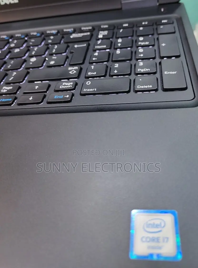 New Laptop Dell Precision 15 3520 16GB Intel Core I7 SSD 512GB